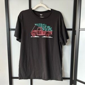 [L] Old Navy Grey/Black Holiday Graphic Short Sleeve Tee Red Truck Xmas Tree